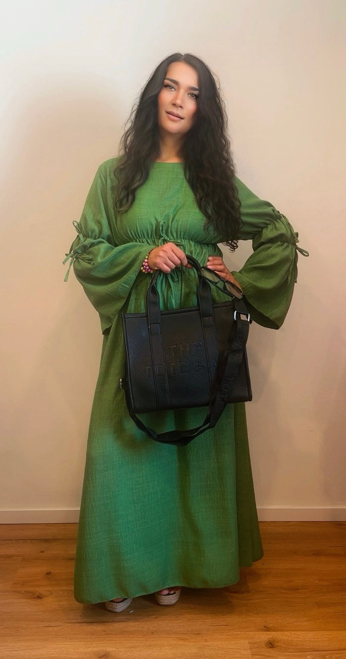 Kleid mit Ärmeln
