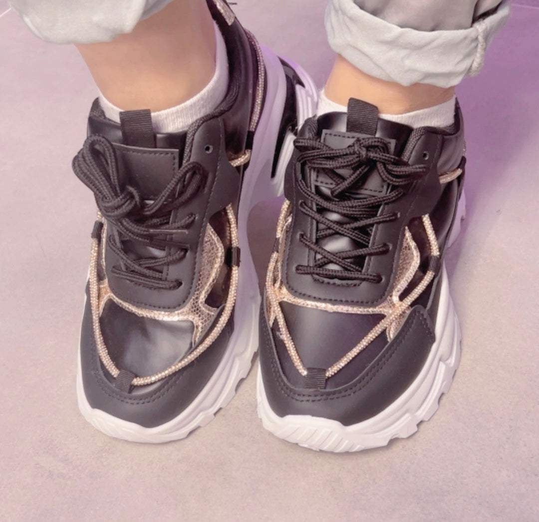 Sneaker