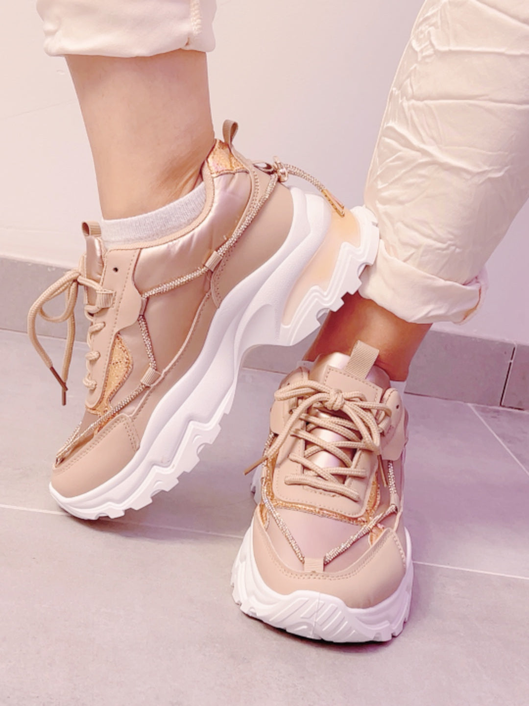 Sneaker