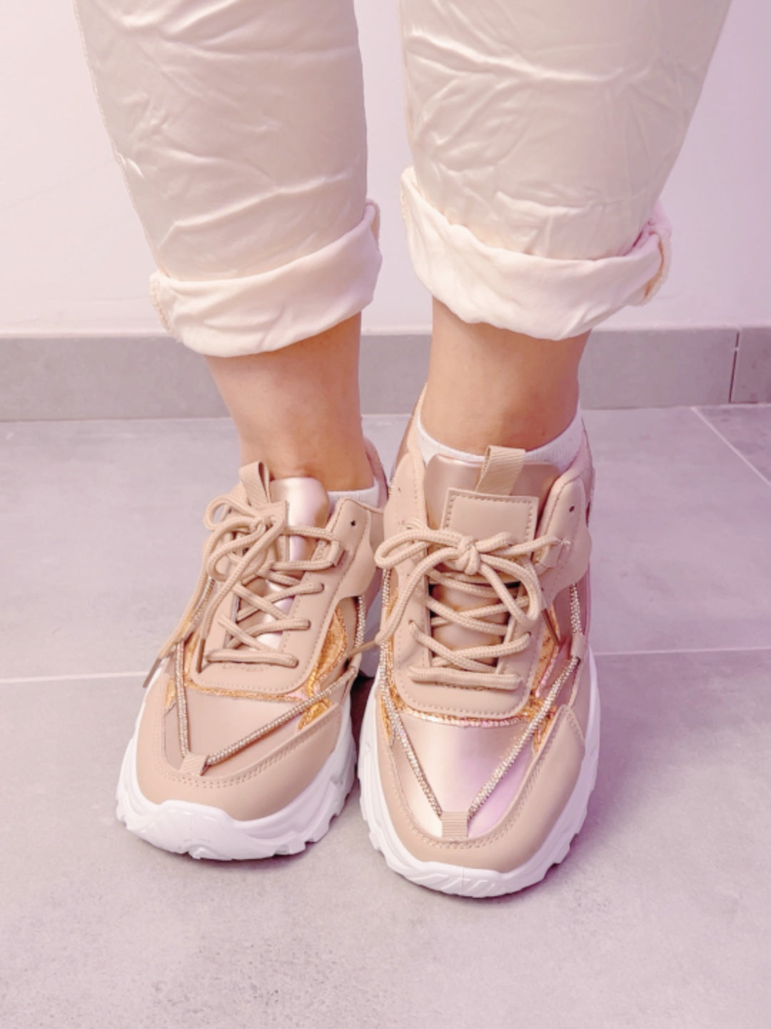 Sneaker